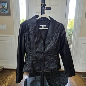 Charlotte RUSSSE. VINTAGE.Women’s Black Faux Leather Single-Button Blazer Jacket